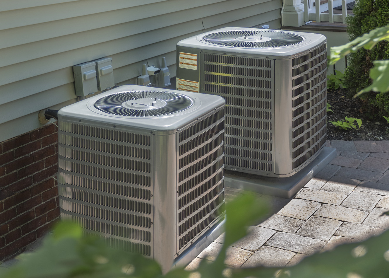 How A Heat Pump Can Help You Save Money All Year Long | SMO